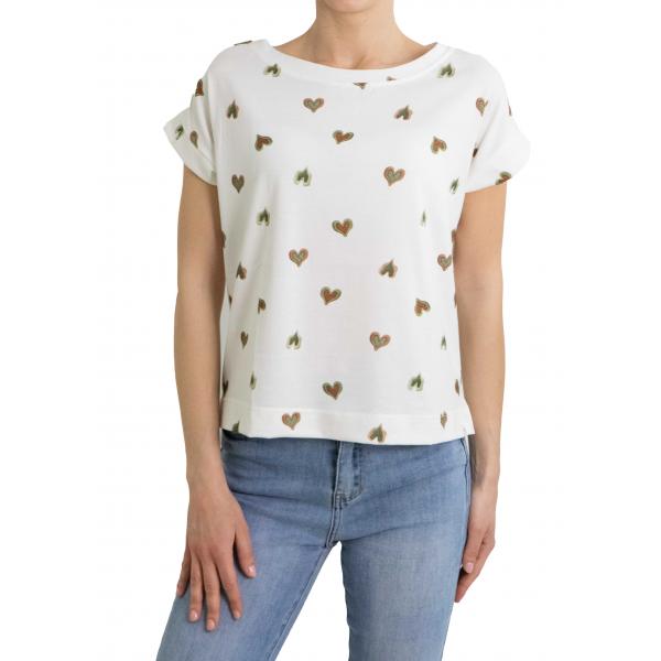 t shirt scollo a barca con cuoricini